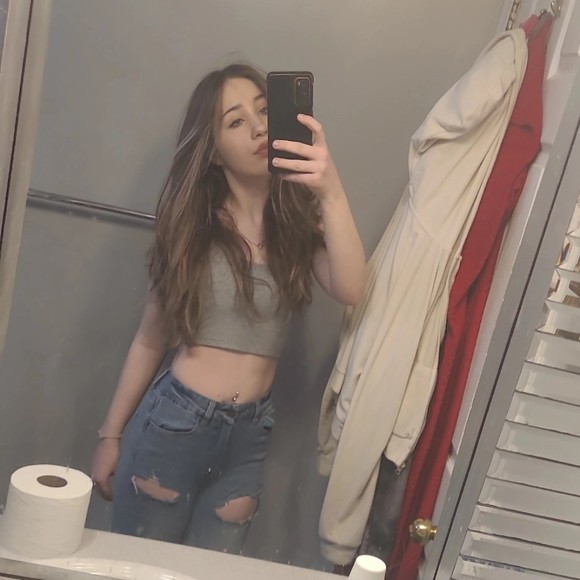 Meet your Posher, Jaide - Picture 1 of 1